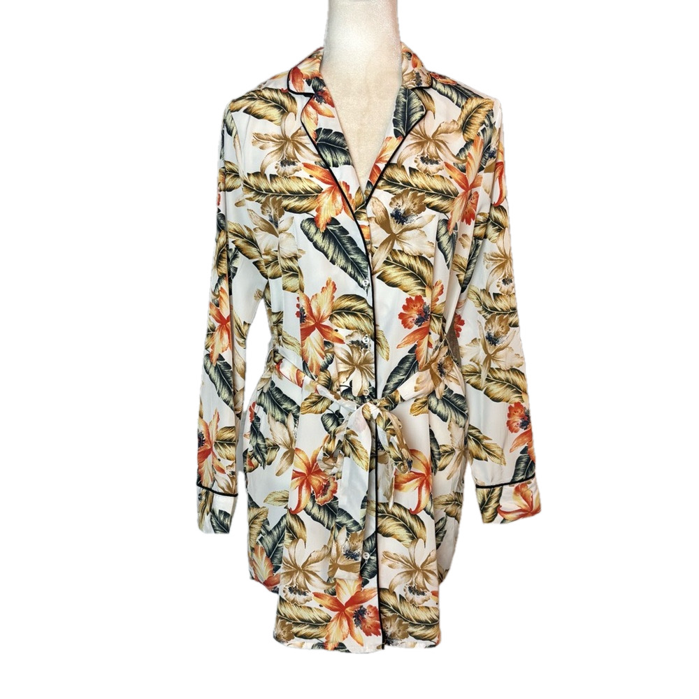 Forever 21 floral belted night robe